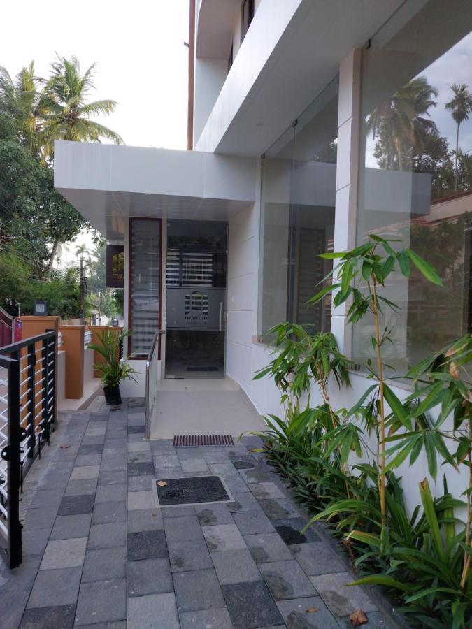 Hotel Mannat Residence Thiruvananthapuram Zewnętrze zdjęcie