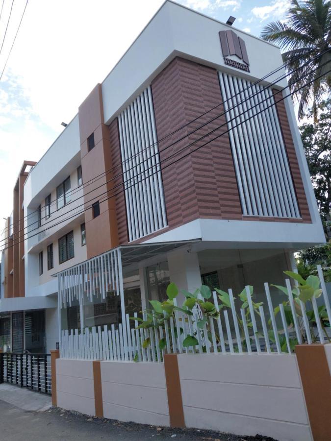 Hotel Mannat Residence Thiruvananthapuram Zewnętrze zdjęcie
