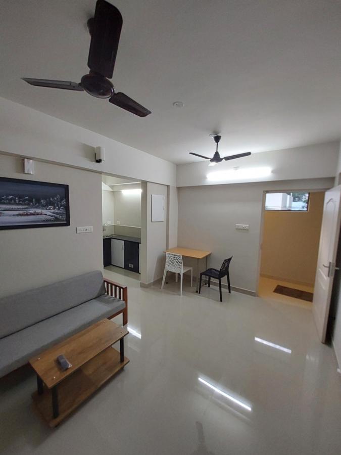Hotel Mannat Residence Thiruvananthapuram Zewnętrze zdjęcie